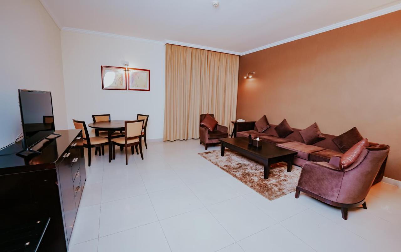 Villaggio Hotel Abu Dhabi Exteriör bild
